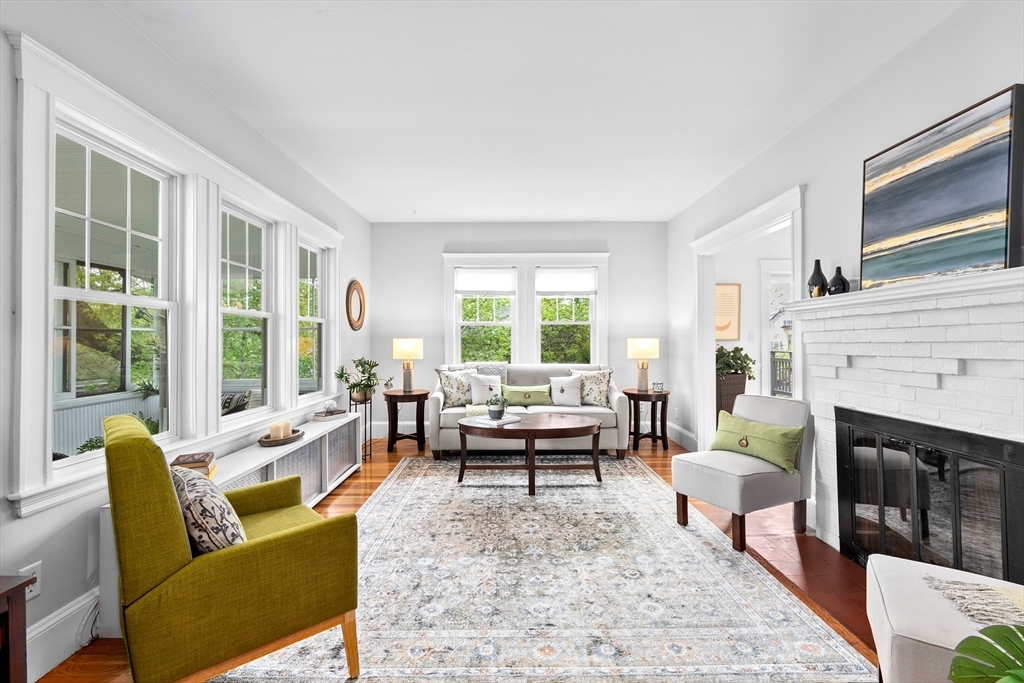 Property Photo: 4 Kittredge Ct MA 02131