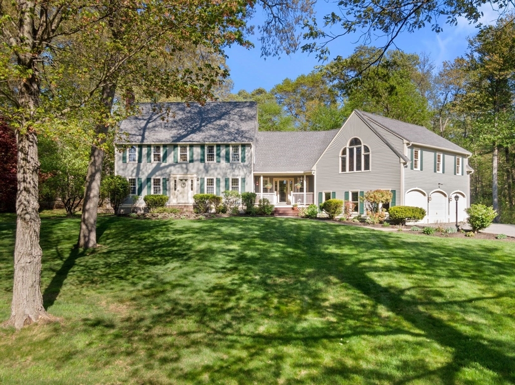 Property Photo: 13 Lisa Ln MA 01833