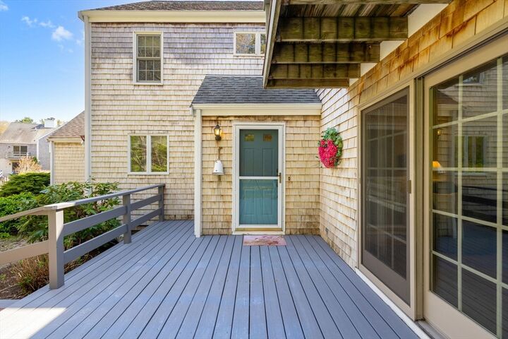 Property Photo:  12 Chilmark Dr 12  MA 02536 