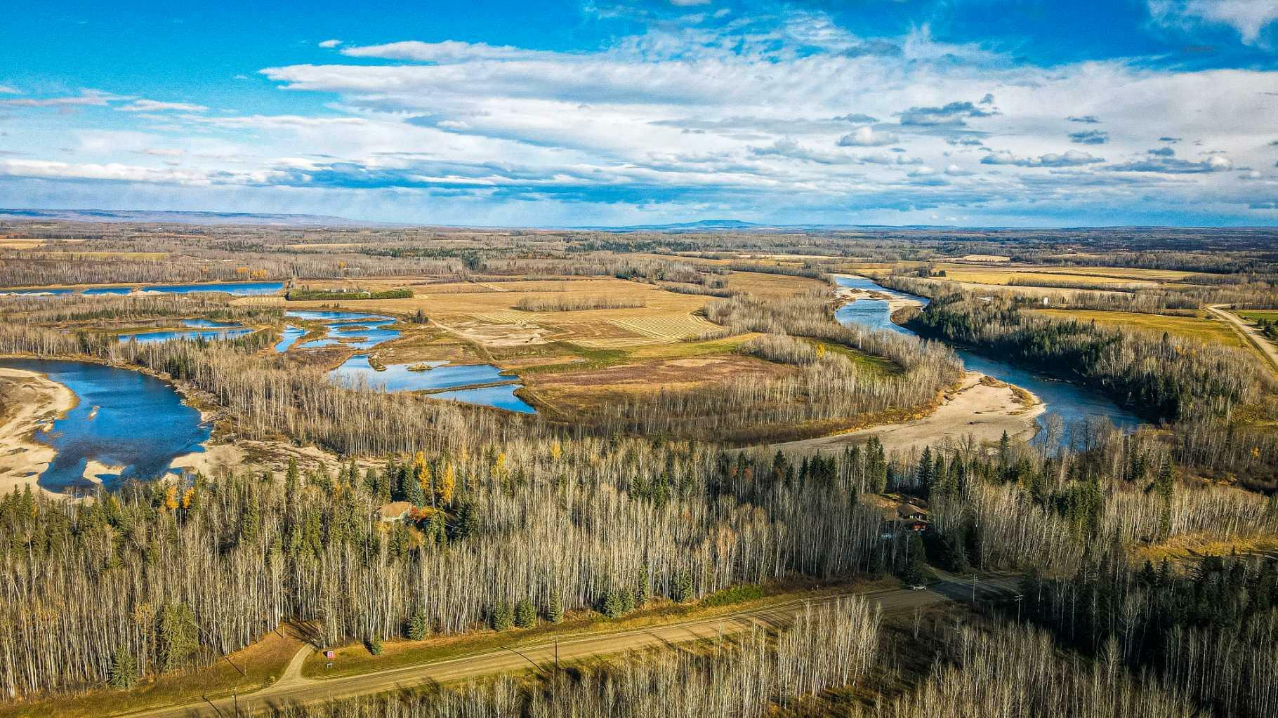 Property Photo: 14132 East Bank Road AB T7E 3Z4