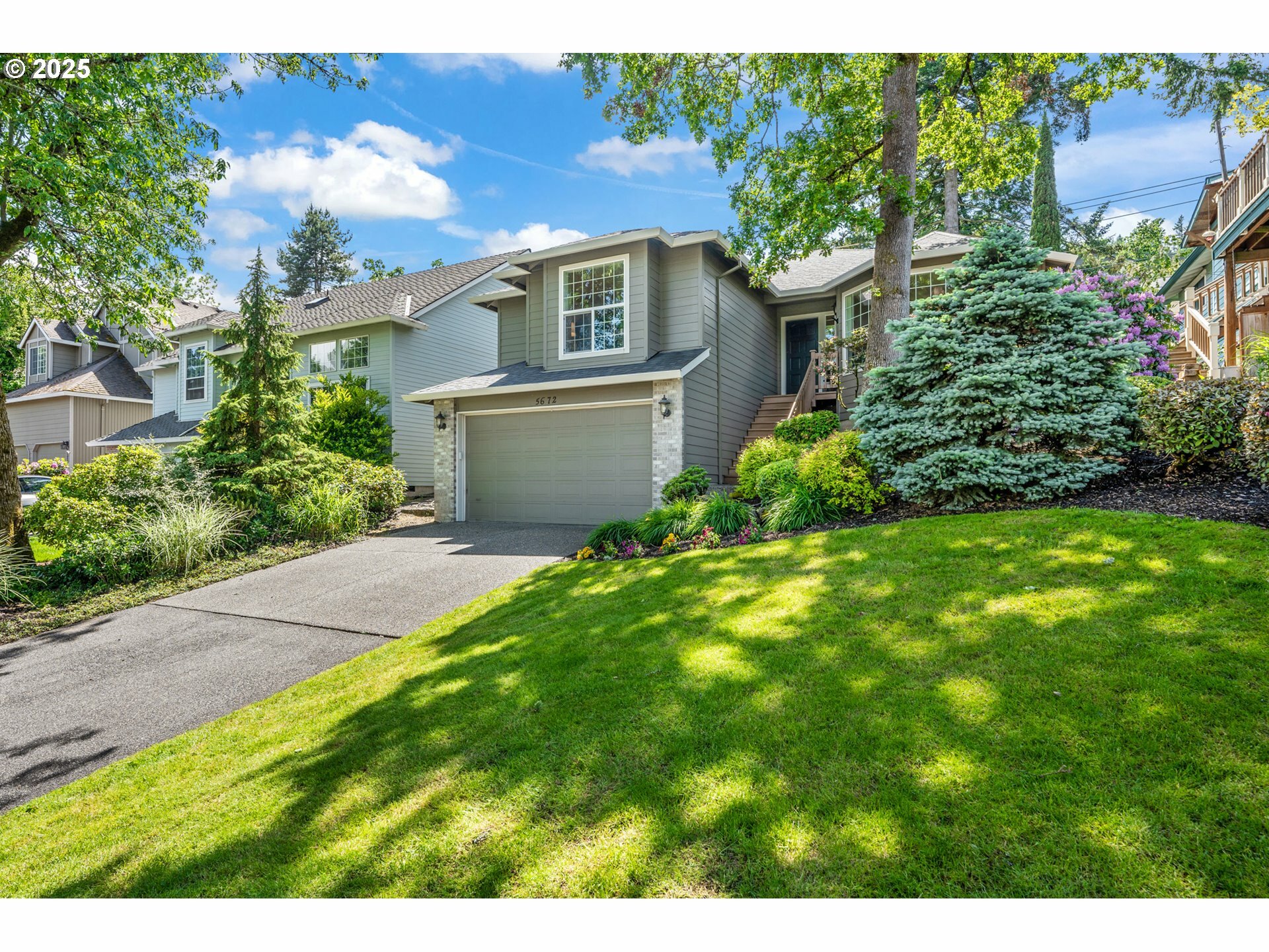 Property Photo: 5672 Broadway St OR 97068