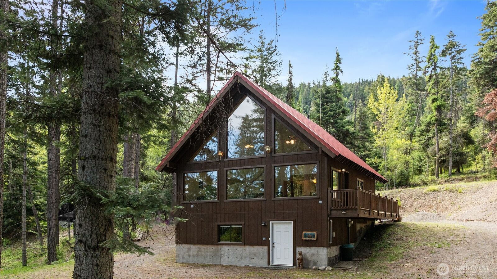 Property Photo: 760 Rodeo Road WA 98922