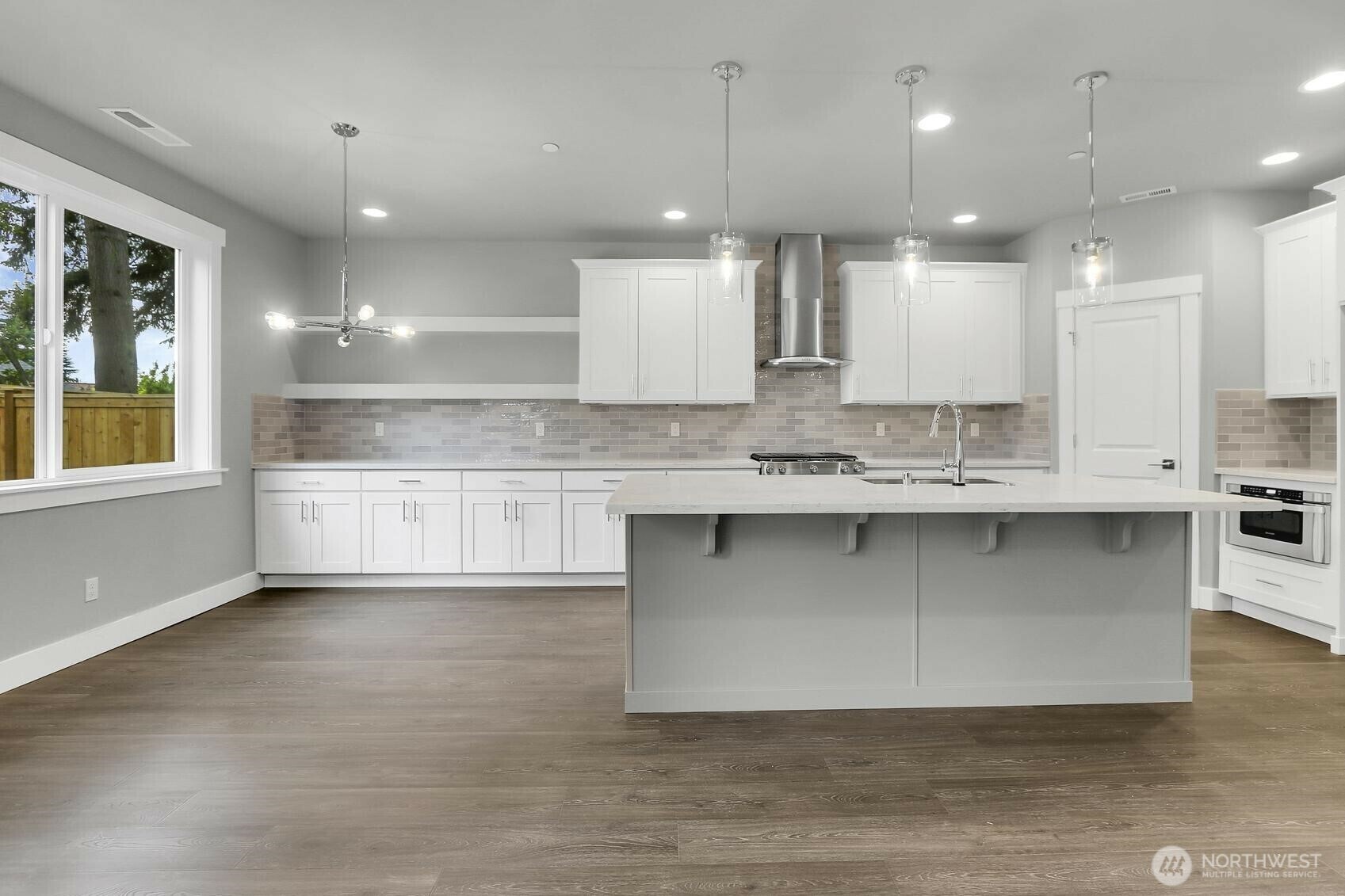 Property Photo: 14127 15th Avenue W WA 98087