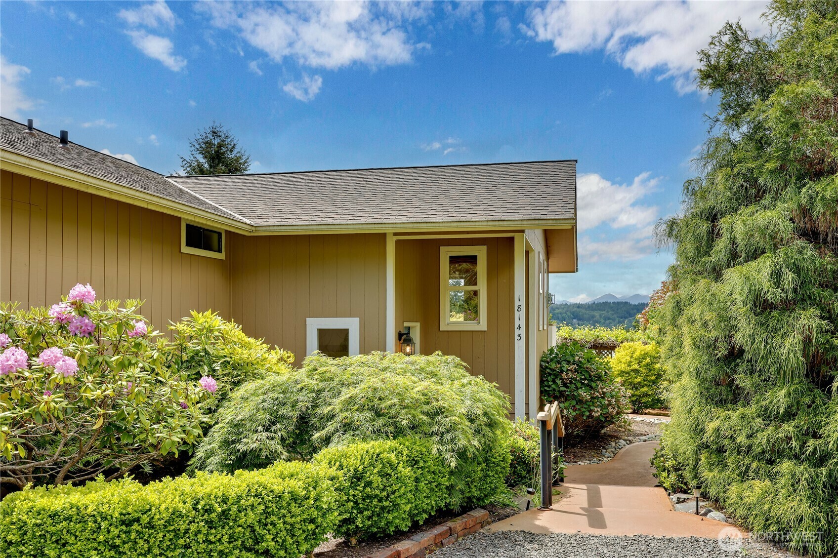 18143  11th Avenue NE  Poulsbo WA 98370 photo