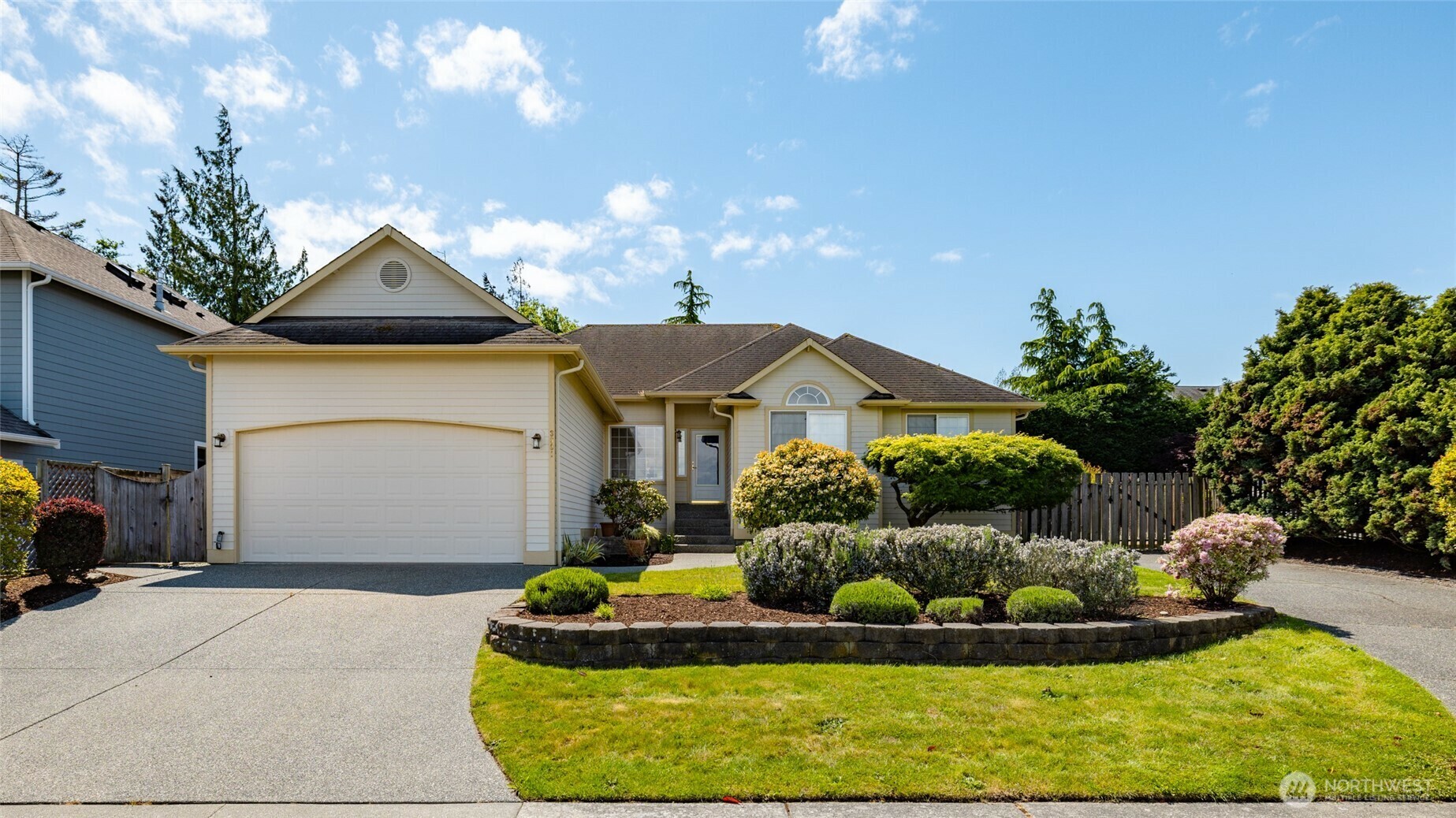 Property Photo: 3901 Sterling Place WA 98221