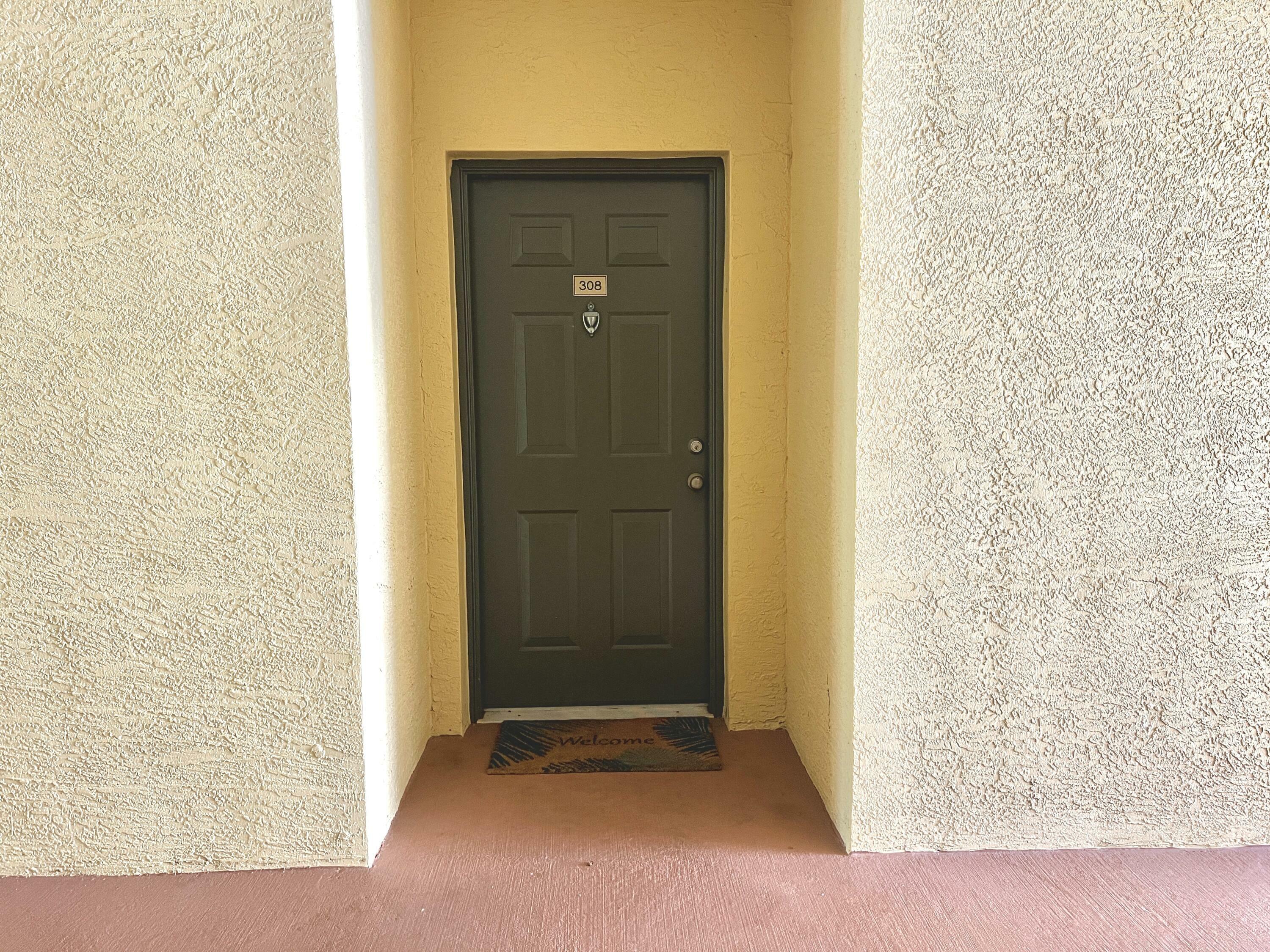 Property Photo: 6511 Emerald Dunes Drive 308 FL 33411