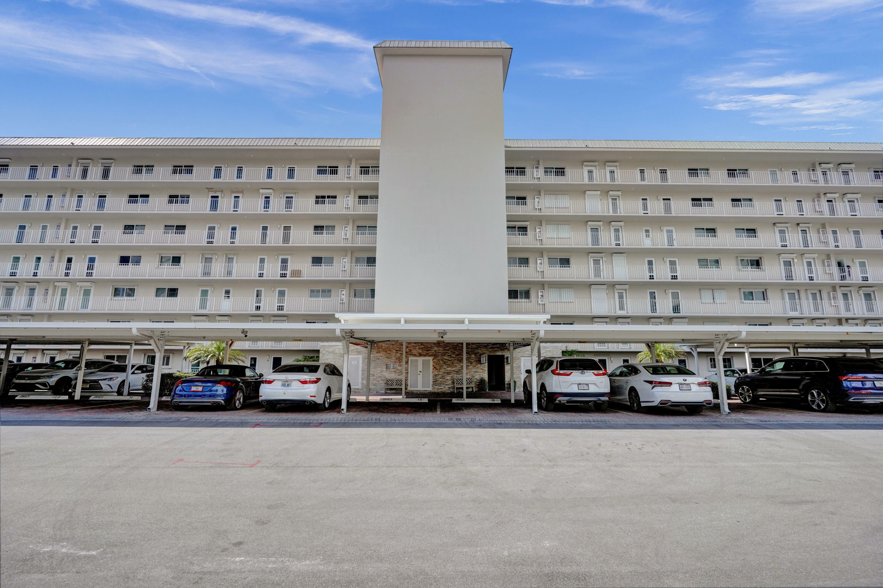 Property Photo: 3100 S Ocean Boulevard 620 FL 33487