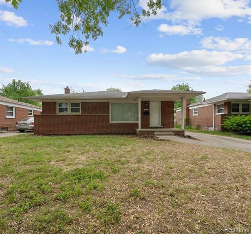 Property Photo: 8356 Glengary Street MI 48127