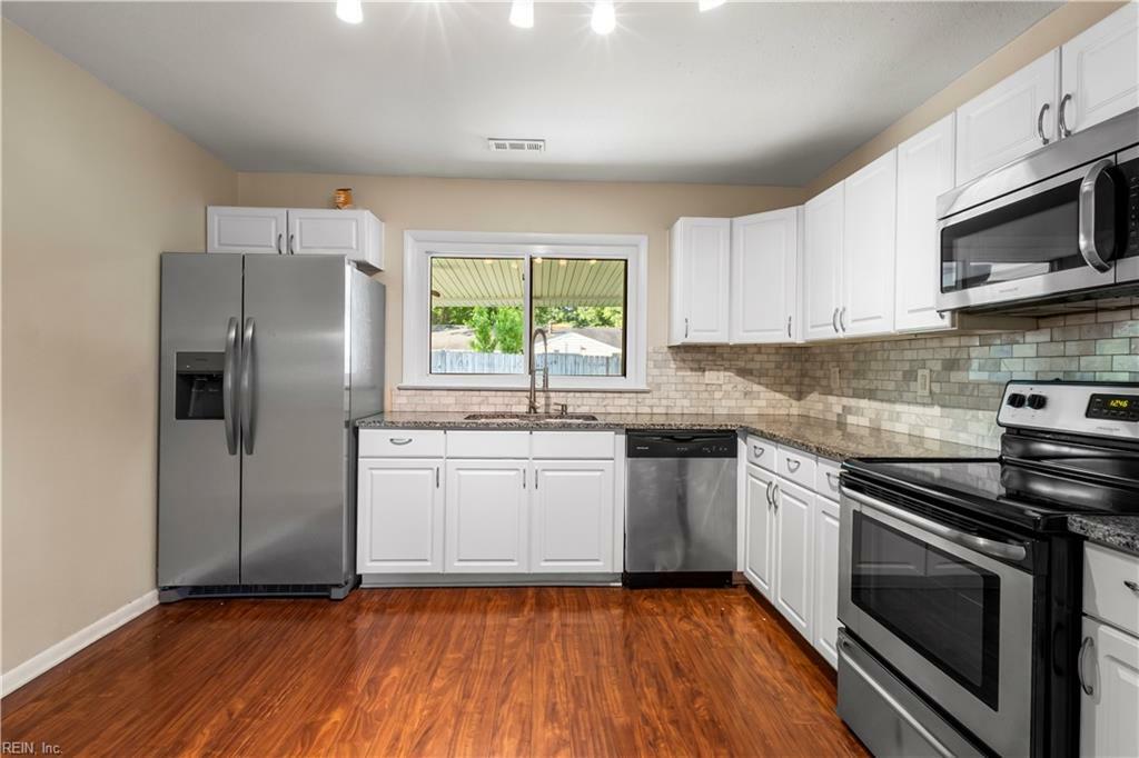 Property Photo: 3401 Woodsman Ln VA 23452