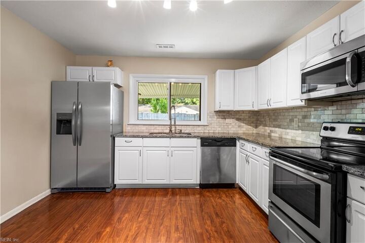 Property Photo: 3401 Woodsman Ln VA 23452