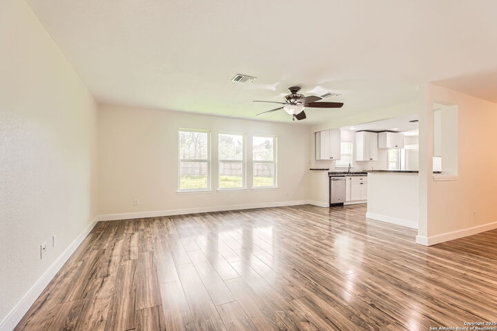 Property Photo: 9160 Aqua Dr TX 78006