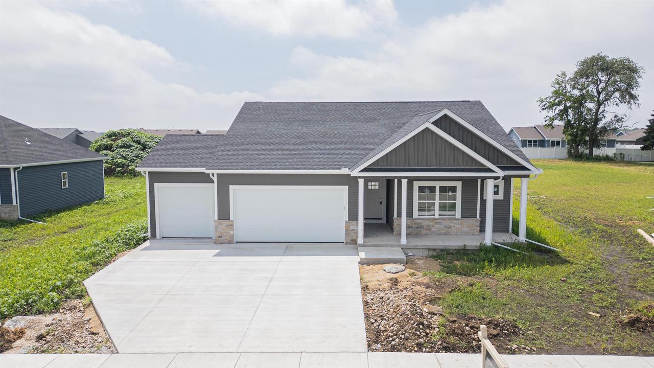Property Photo: 71 East Evergreen Lane WI 53563