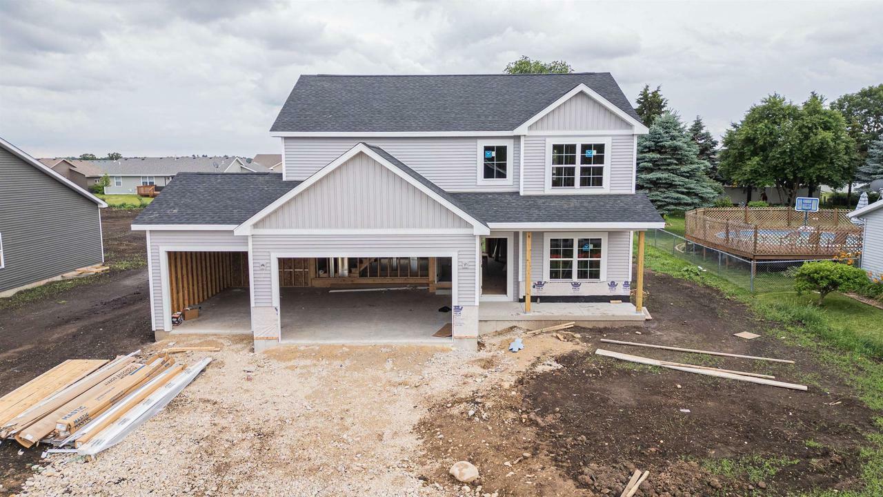 Property Photo: 59 East Evergreen Lane WI 53563