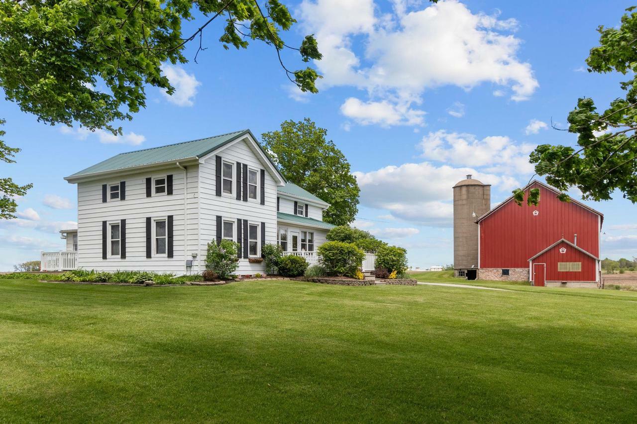 Property Photo: W13491 Reeds Corners Road WI 54971