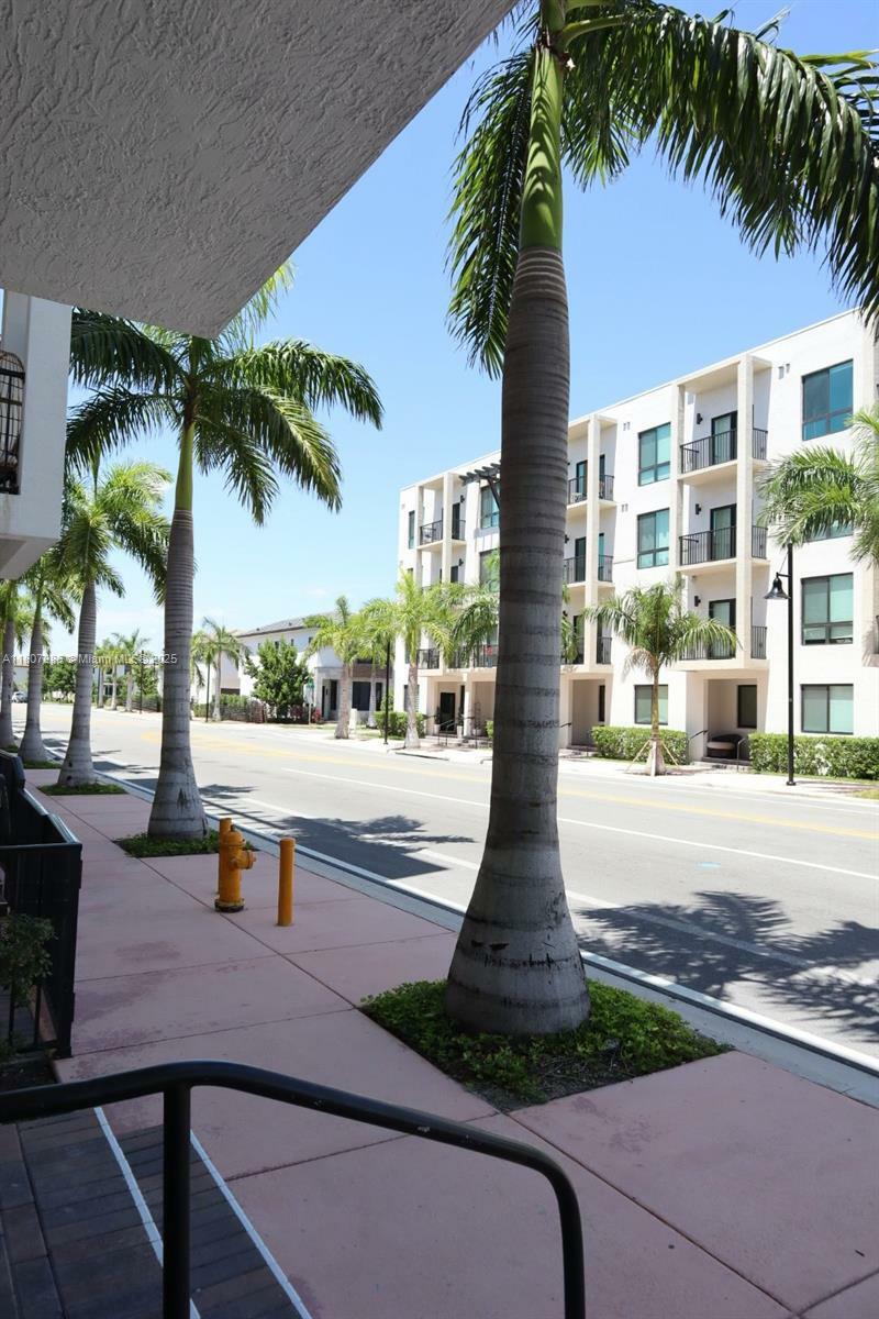 8201 NW 41st St D-402  Doral FL 33166 photo
