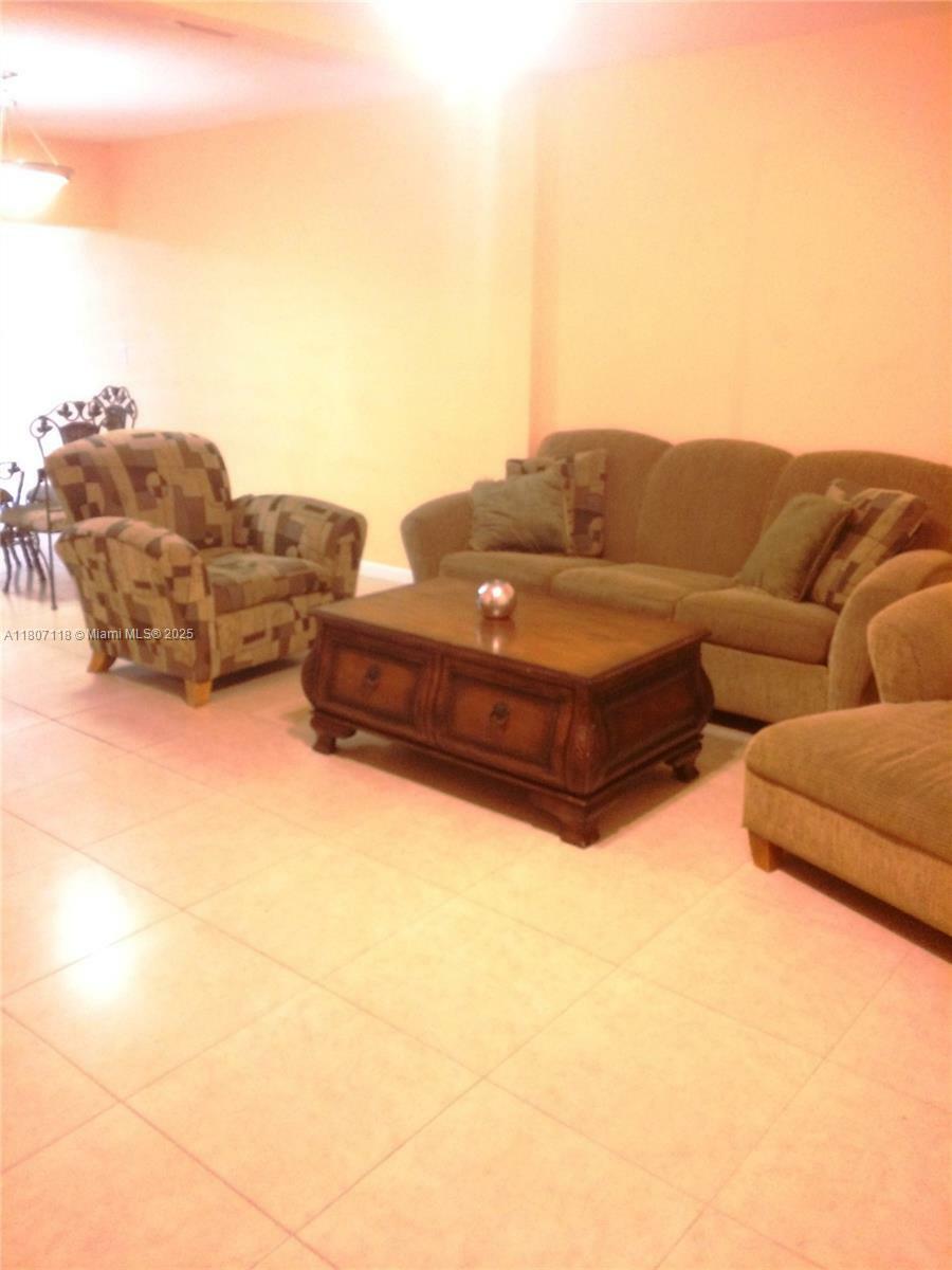 Property Photo: 131 Carolina Ave FL 33312
