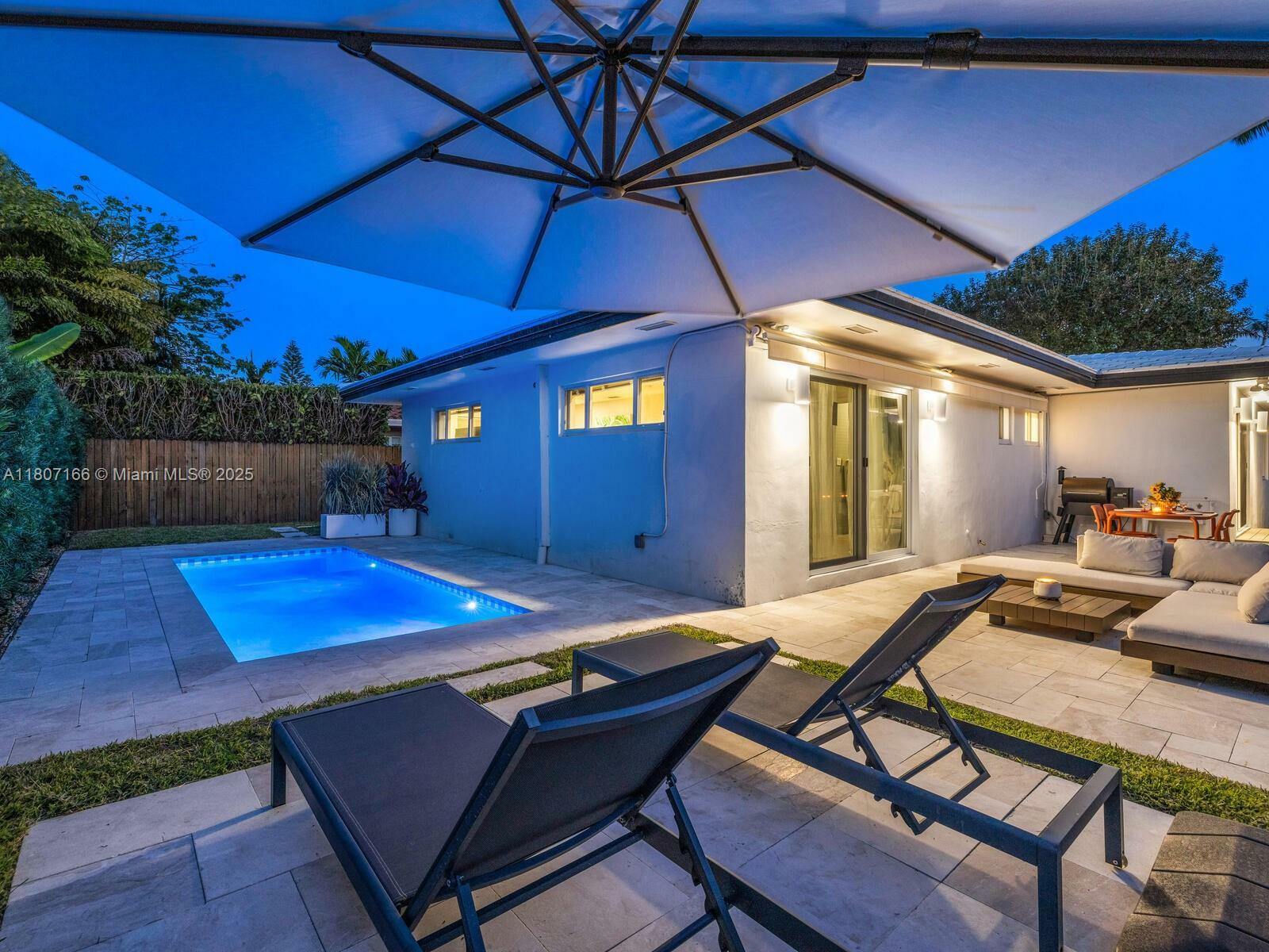 Property Photo: 1221 NE 85th St FL 33138