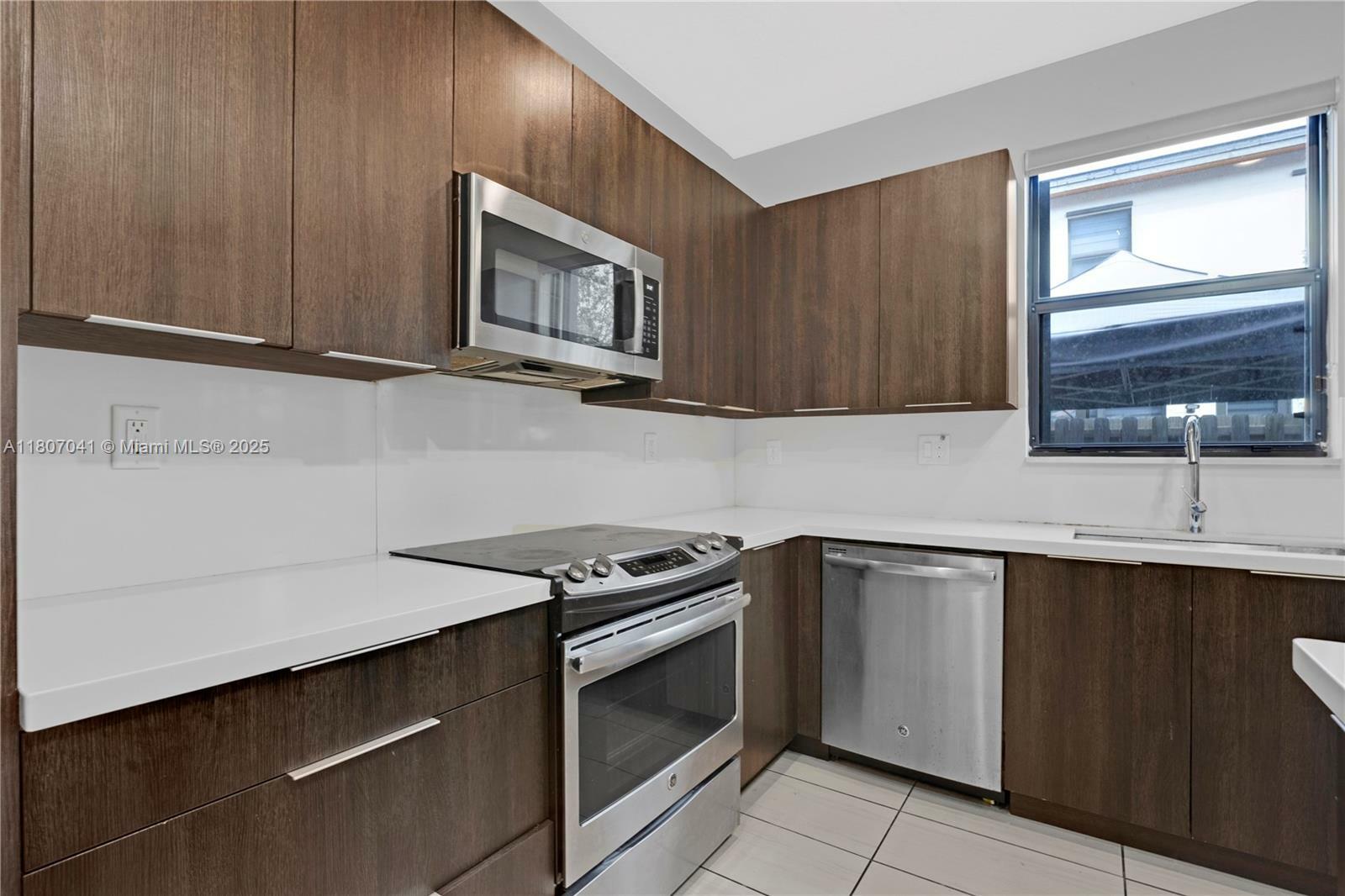 Property Photo:  7823 NW 105th Ave  FL 33178 