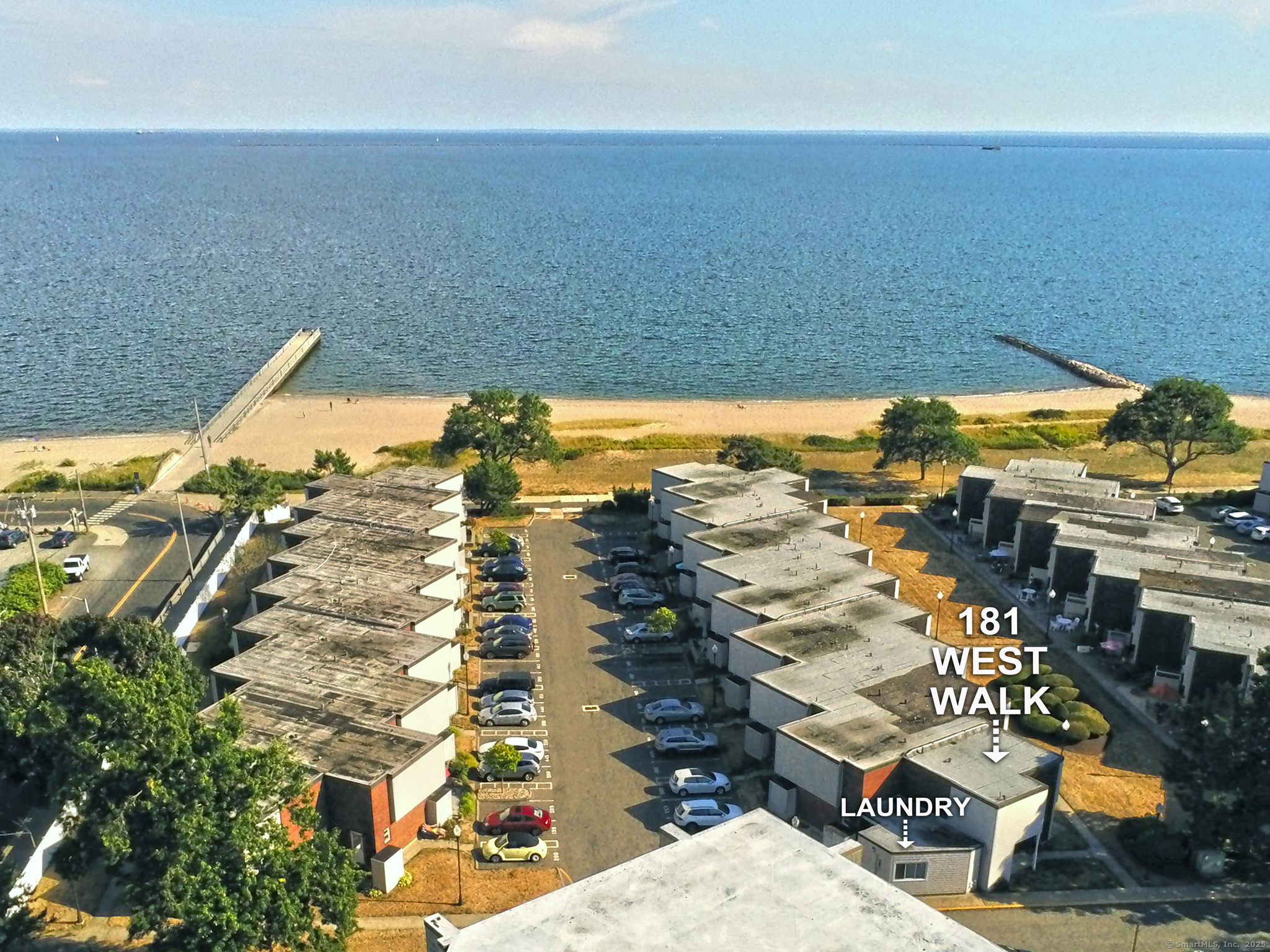 Property Photo: 181 West Walk 181 CT 06516
