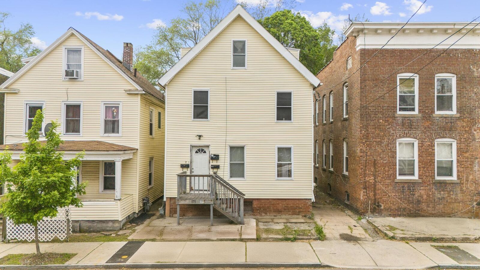 Property Photo:  171 Frank Street  CT 06519 