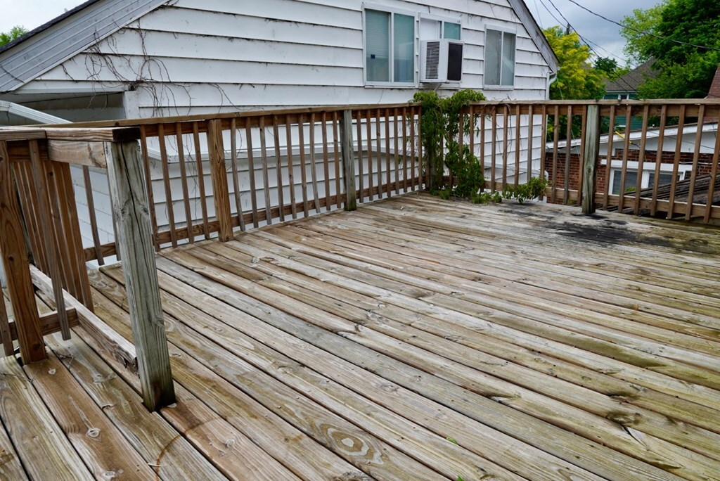Property Photo: 75 7th St OH 45601