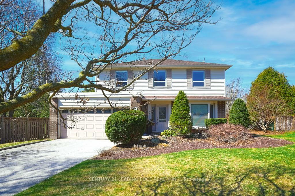 Photo de la propriété: 36 Walkerton Drive ON L3P 1H8