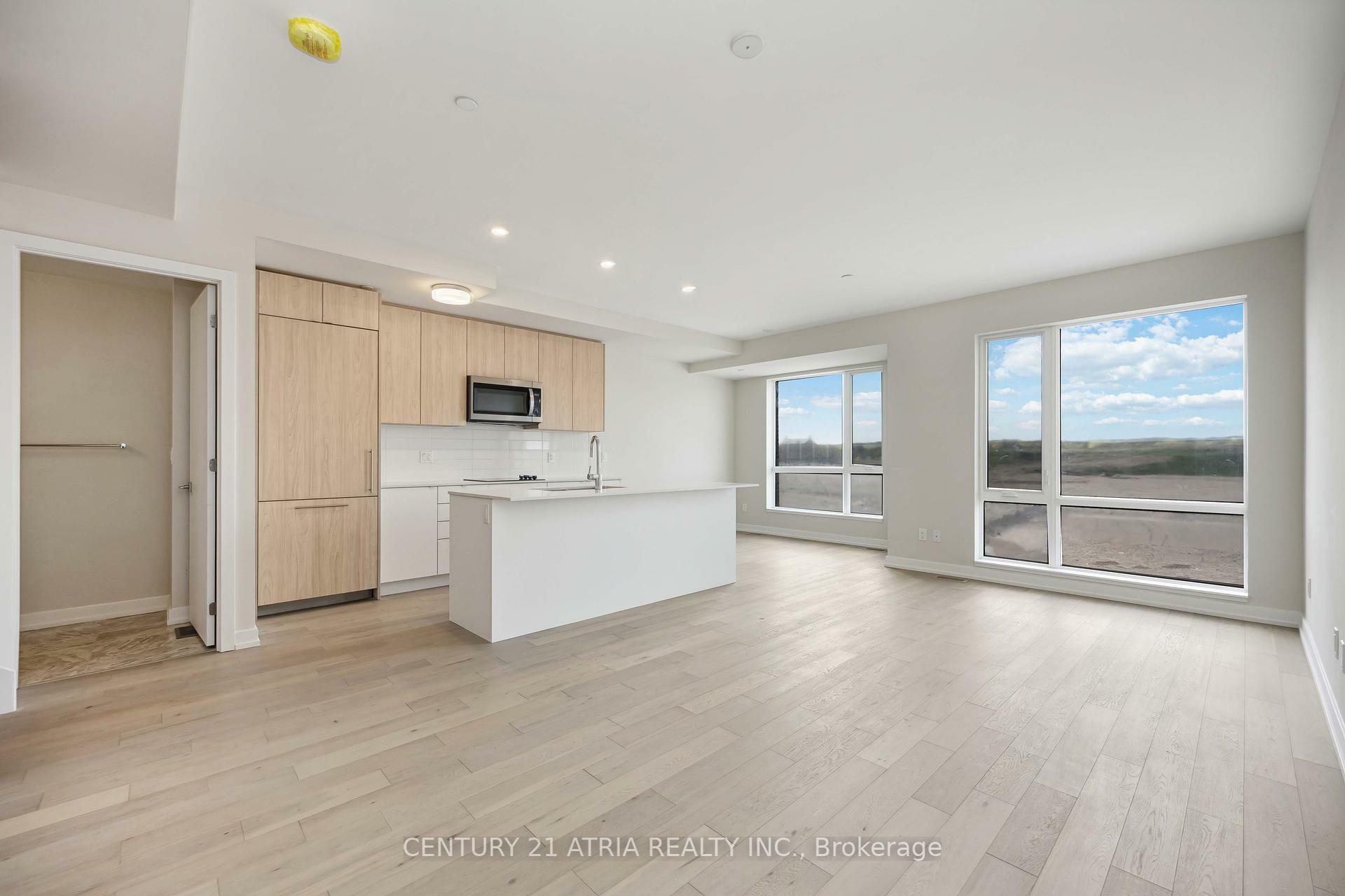 Property Photo: 65 Saigon Drive 202 ON L4S 0P4