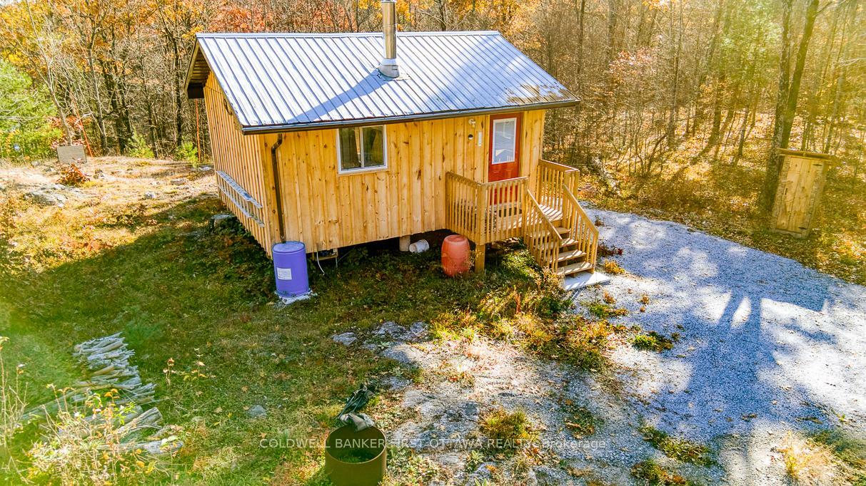 Property Photo: 2062 Cross Road ON K0H 2B0