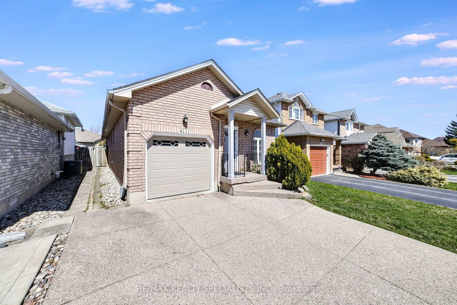 Property Photo: 4111 Continental Drive ON L7M 4L1