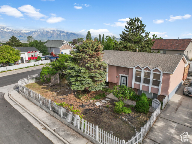 Property Photo: 5519 W 5505 S UT 84118
