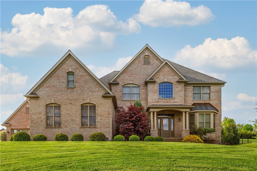 Property Photo: 117 Majestic Dr PA 16046