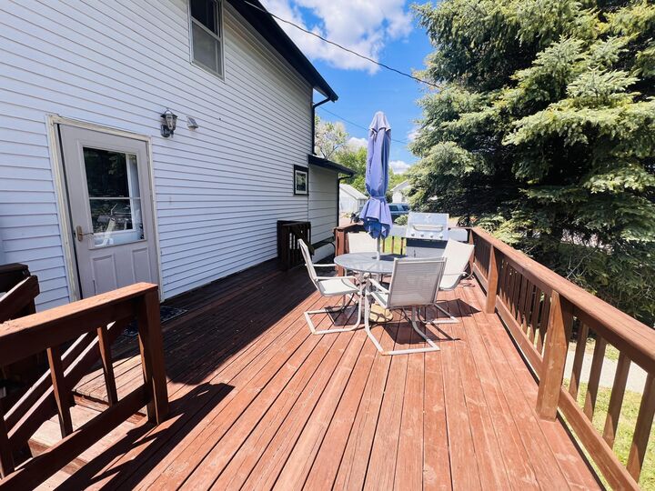 Property Photo:  1222 SE 10th Ave  SD 57401 