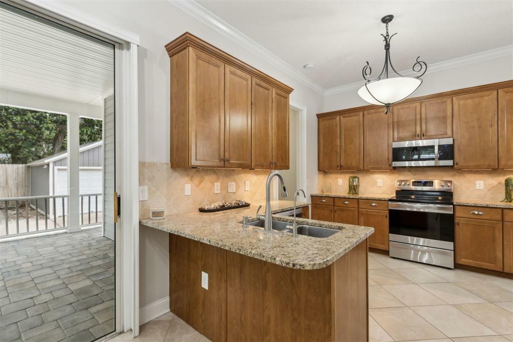 Property Photo: 18 18th Street FL 32034