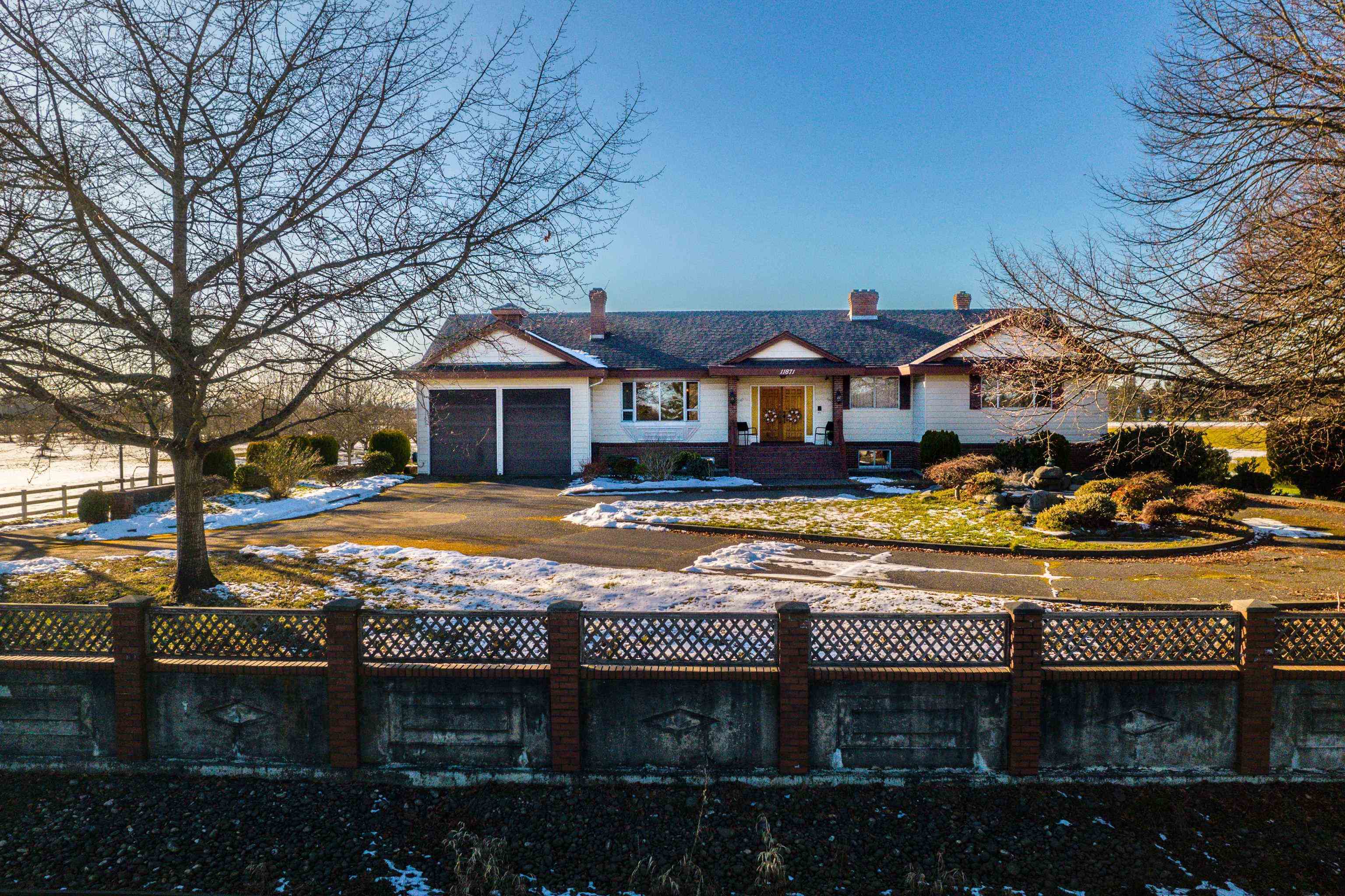 Property Photo: 11871 No. 3 Road BC V7A 1X3