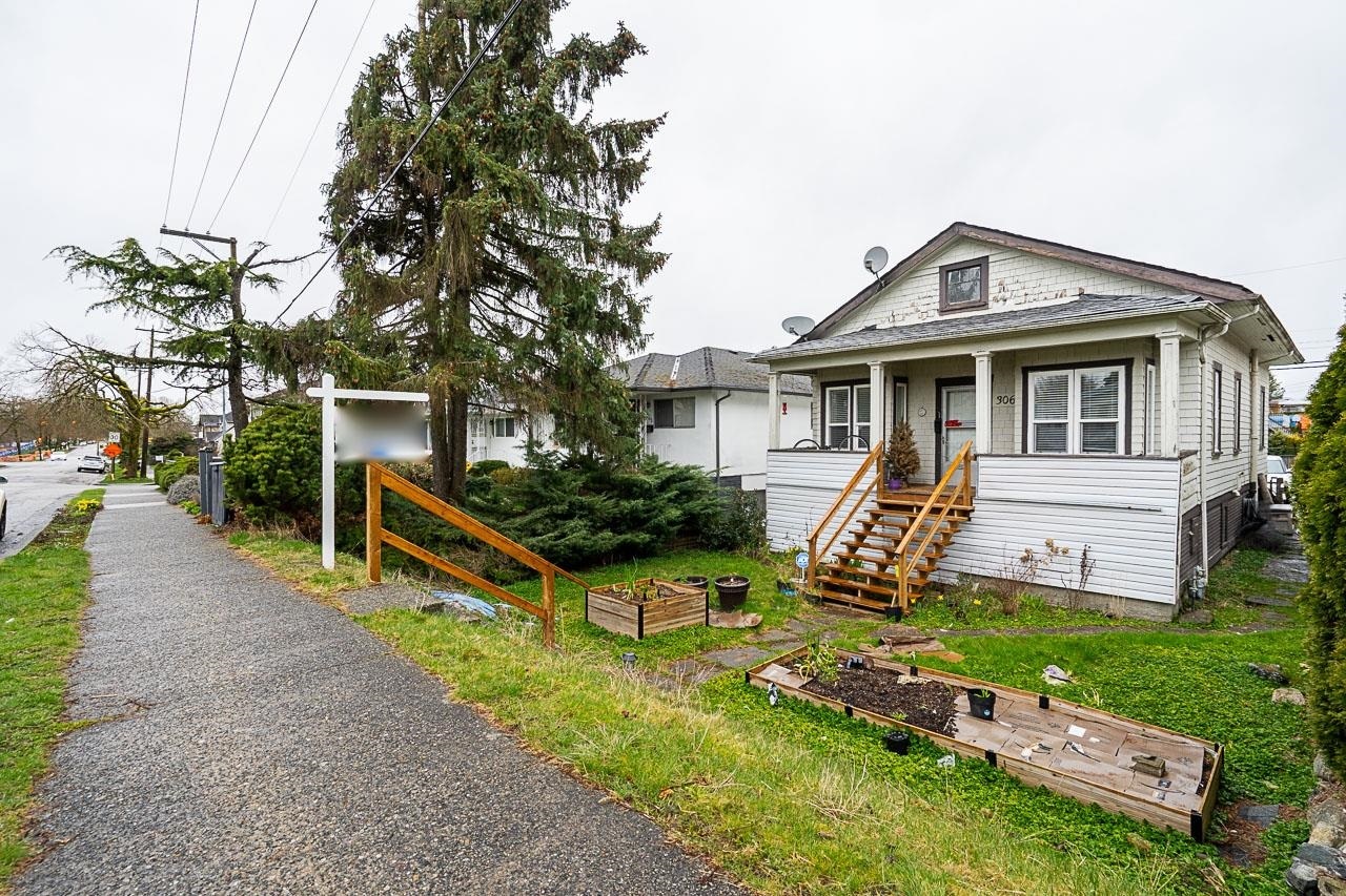 Property Photo: 3065 E 45th Avenue BC V5R 3C8