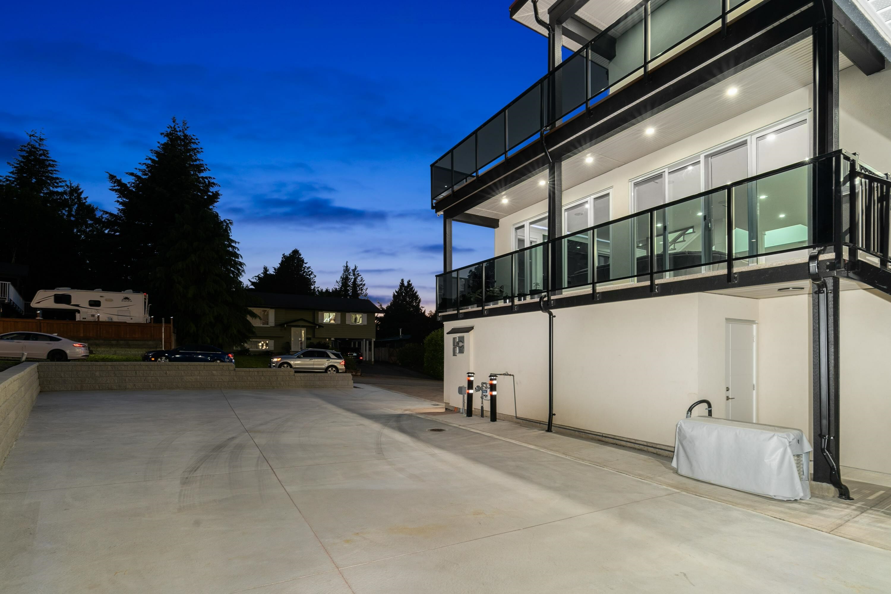 Property Photo: 20754 48 Avenue BC V3A 3L8