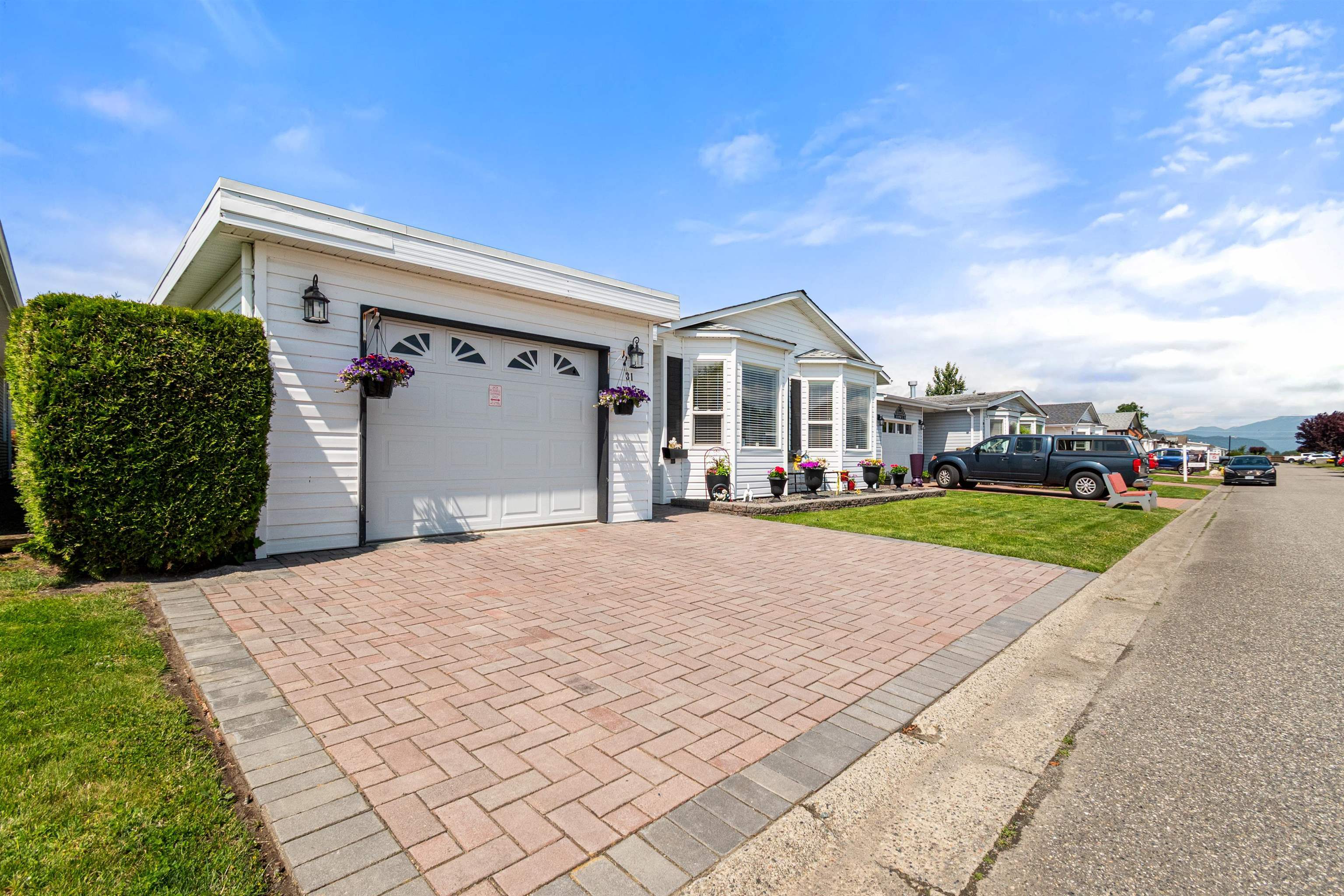 Property Photo: 45918 Knight Road 31 BC V2R 1B1