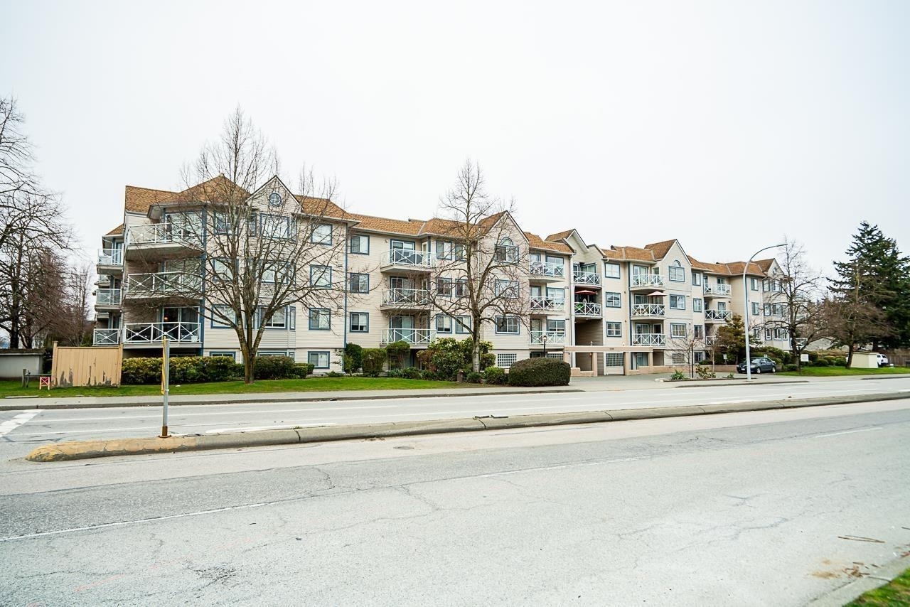Property Photo: 12101 80 Avenue 320 BC V3W 5V6