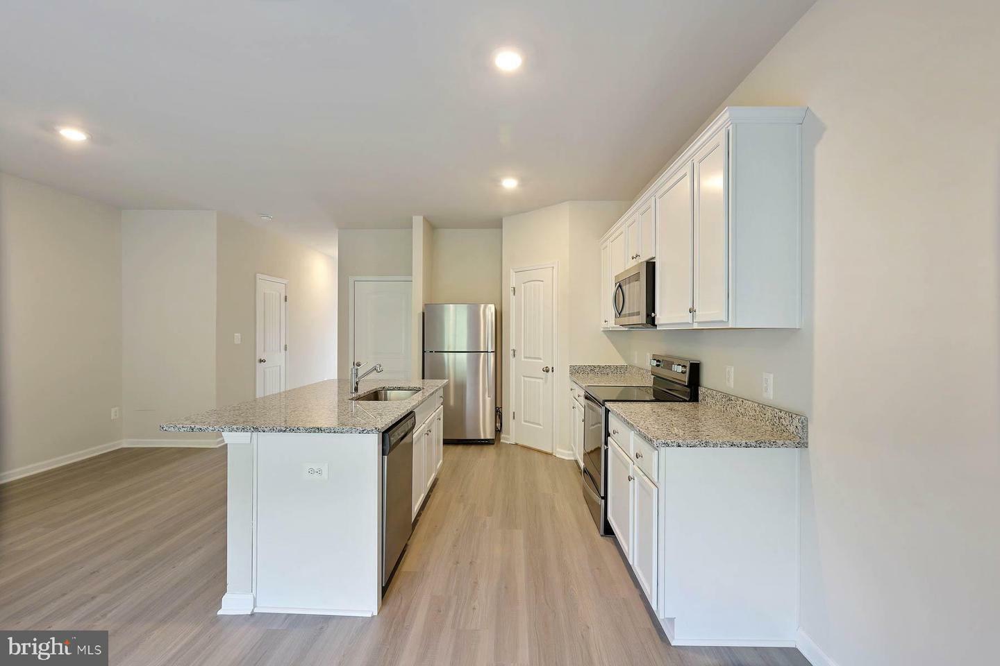 Property Photo: 60 Cranston Court WV 25419