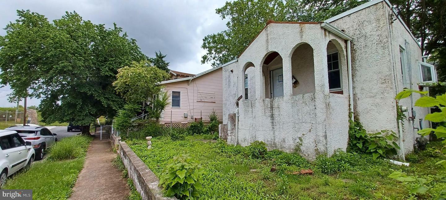 Property Photo: 4321 Monroe Street MD 20722