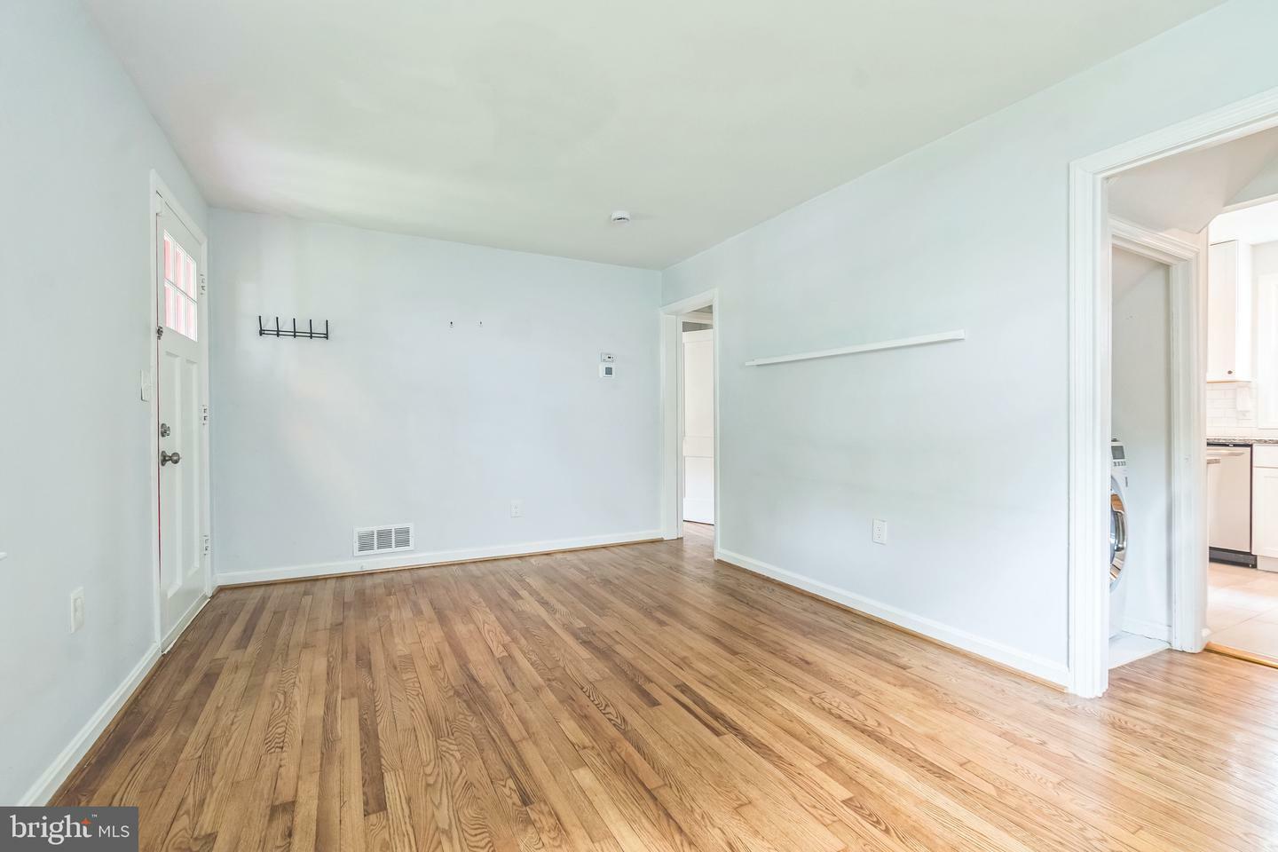 Property Photo: 10904 Devin Place MD 20895