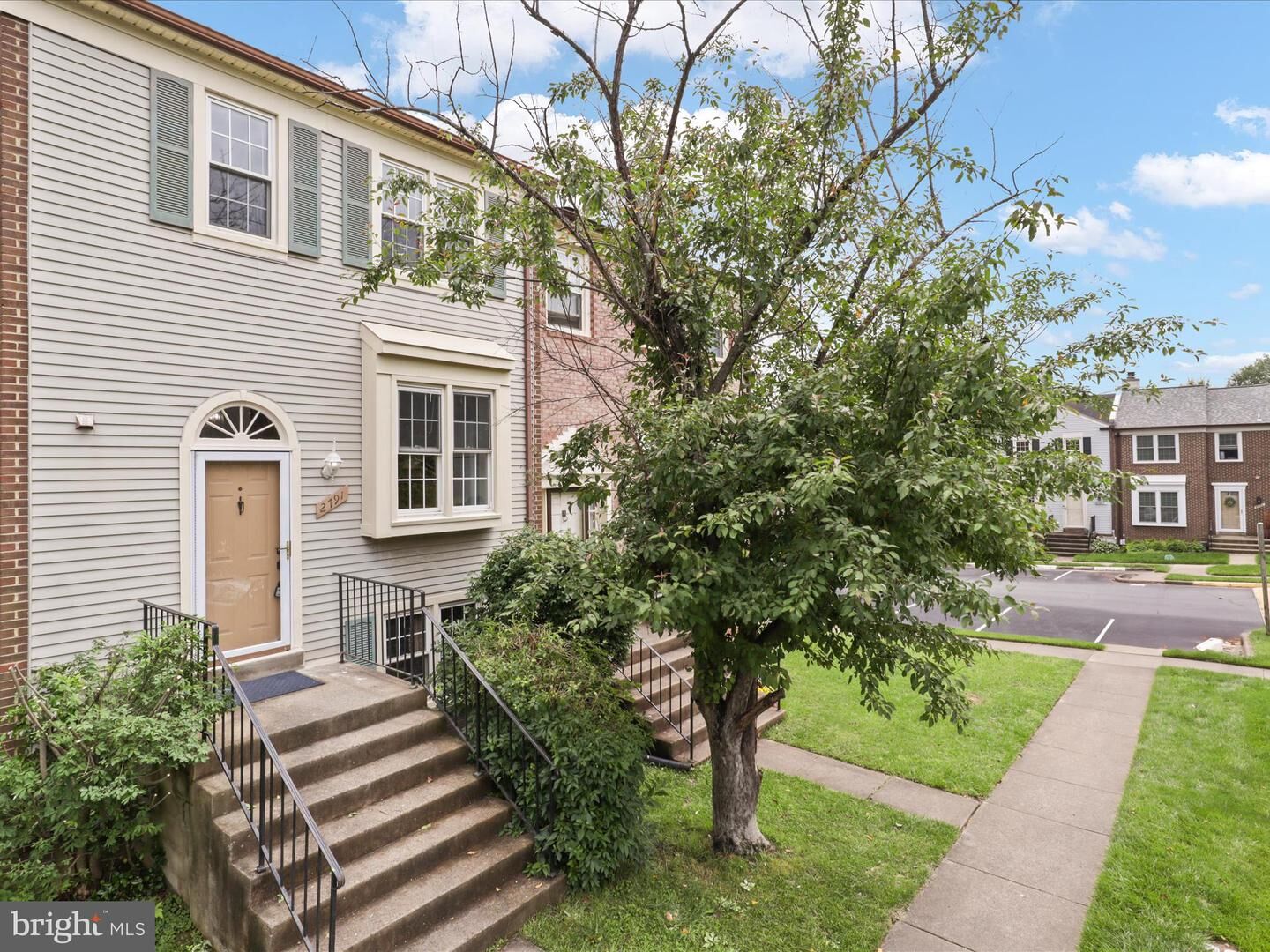 Property Photo:  2791 Grovemore Lane  VA 22180 