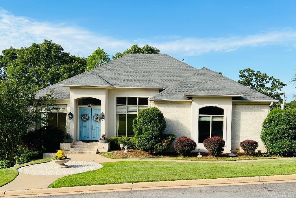 Property Photo: 10 Calumet Road AR 72223