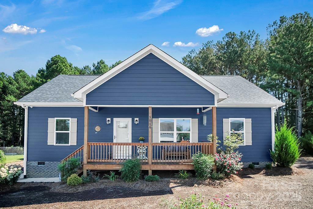 Property Photo:  5016 Old Pine Lane  NC 28021 
