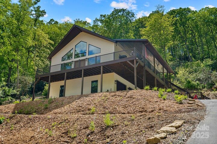 Property Photo: 143 Burnside Trail NC 28792