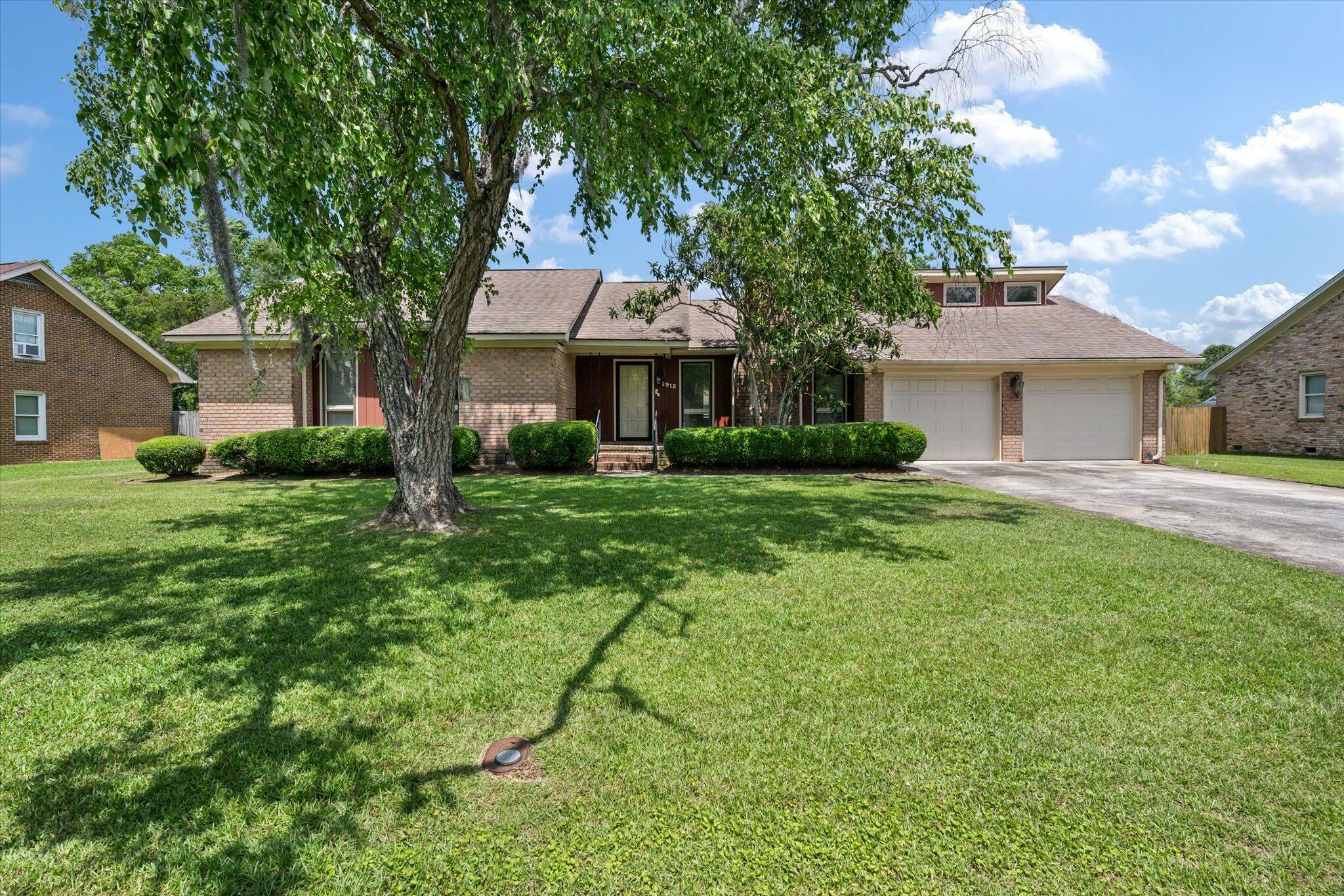 Property Photo: 2912 Doncaster Drive SC 29414