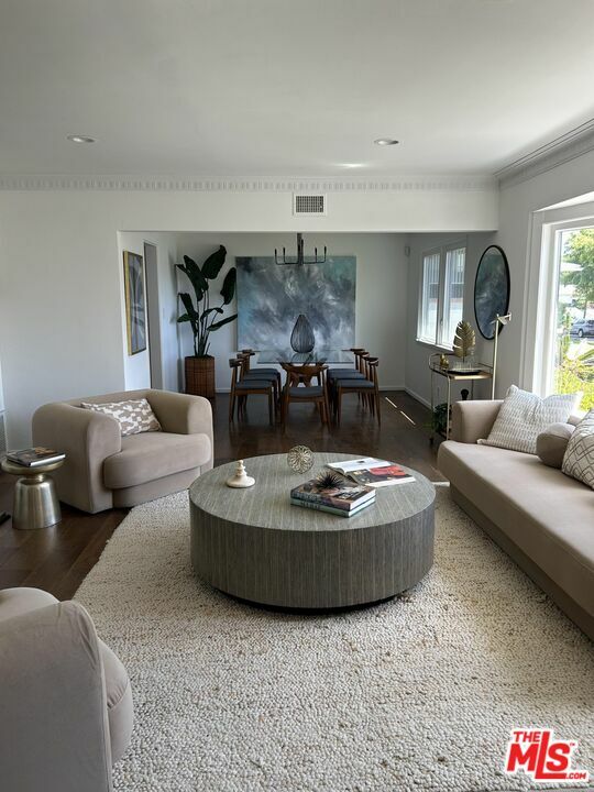 Property Photo: 5821 W 75th St CA 90045