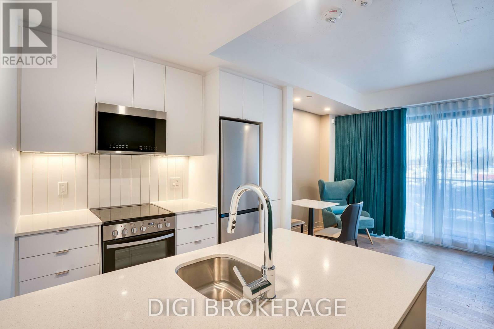 Property Photo: 1250 Cummings Avenue 423 ON K1J 0E4