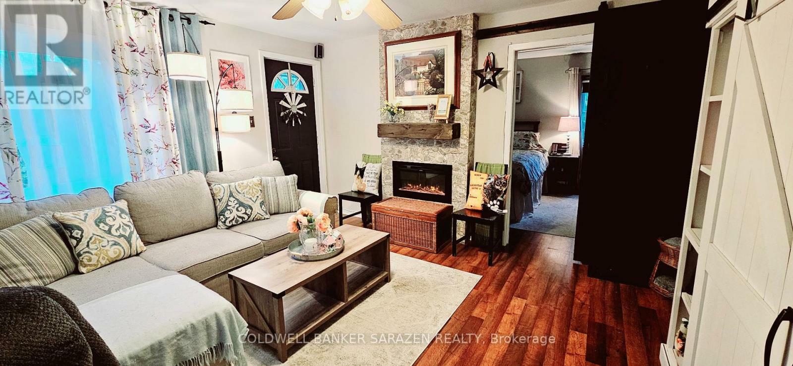 Photo de la propriété: 836 Munro Drive ON K7S 3G8