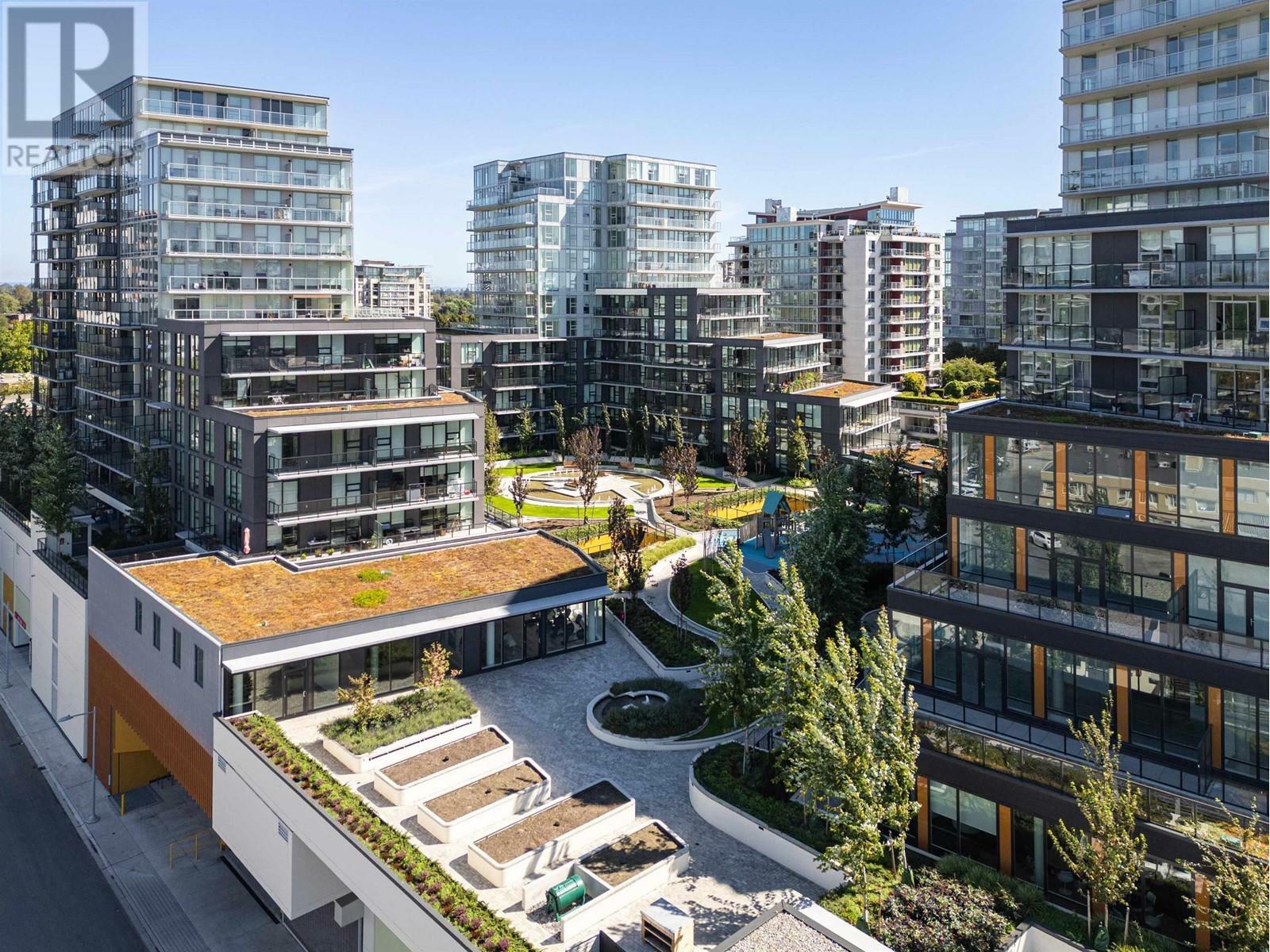 Property Photo:  6655 Buswell Street 408  BC V6Y 0M4 